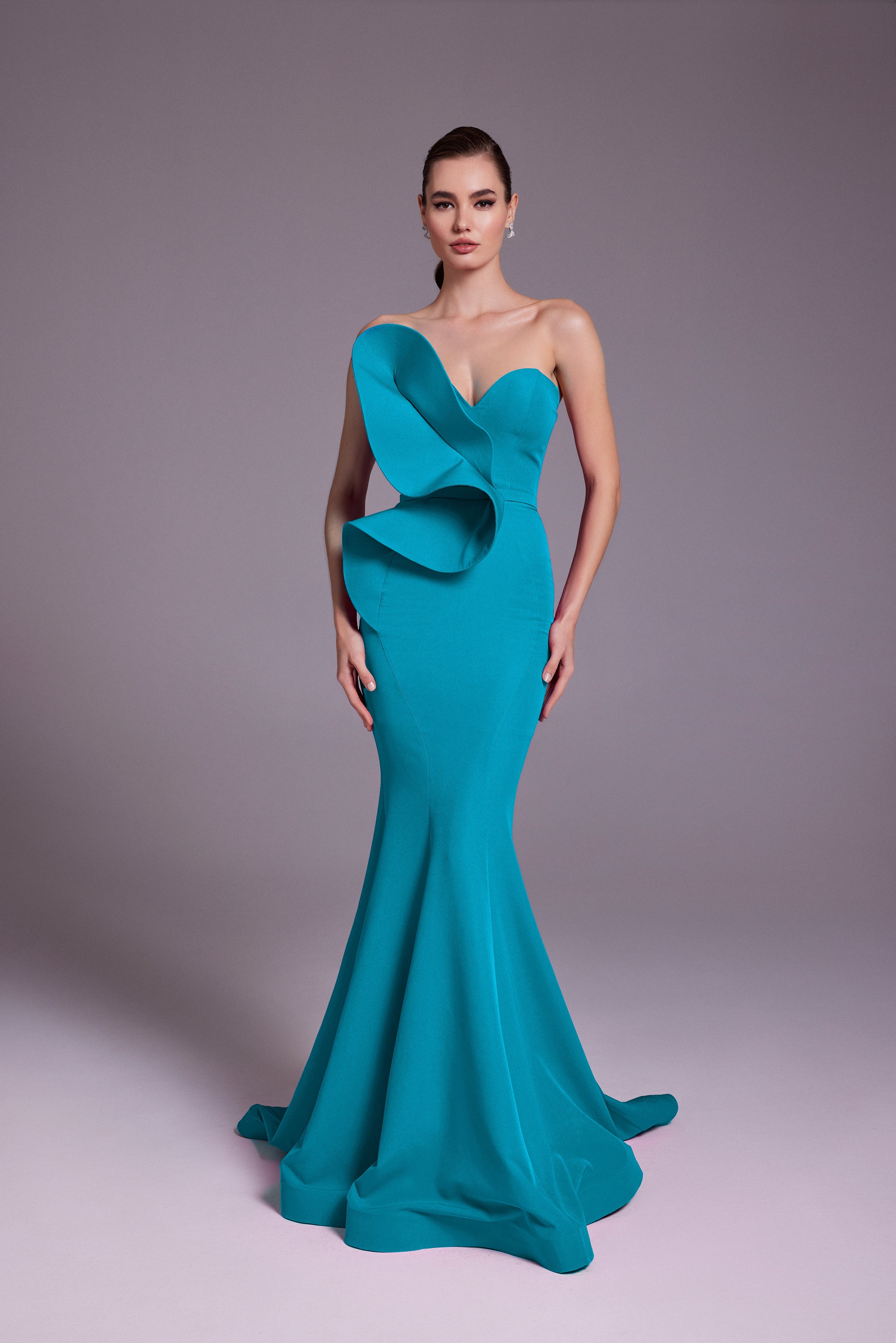 نور فتح الله 548