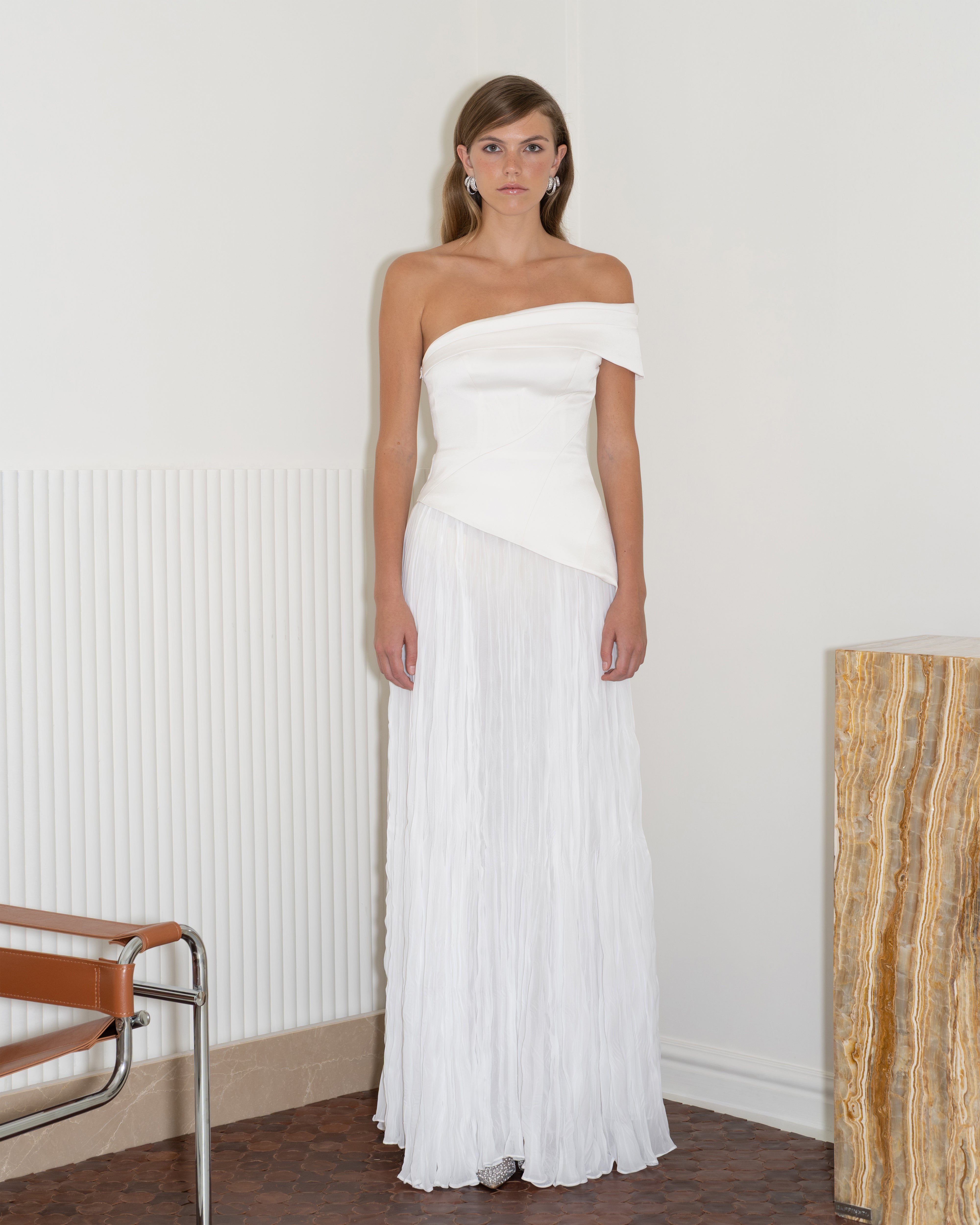 Aila - Bloom White