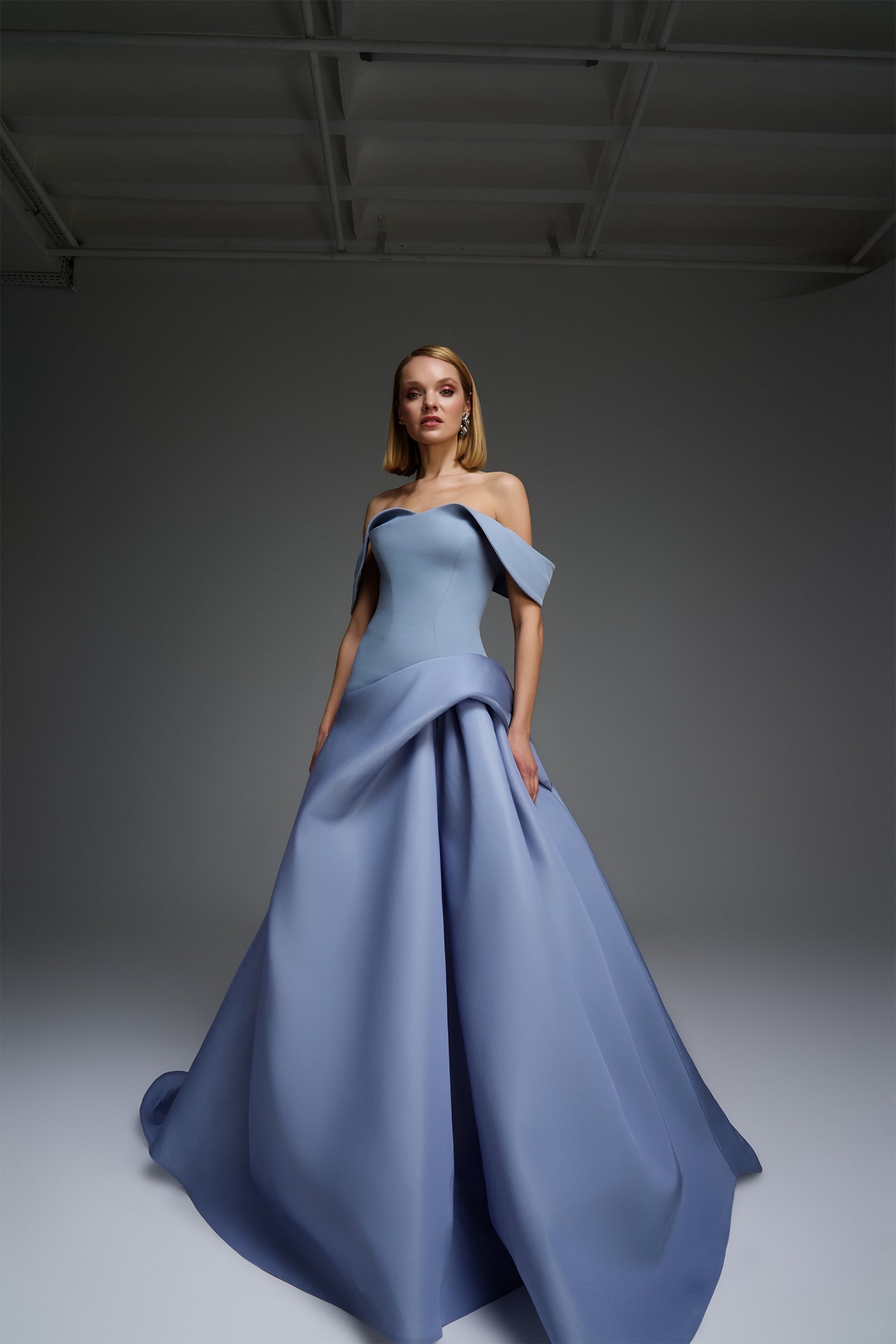 إيلي ذا لابل E103 