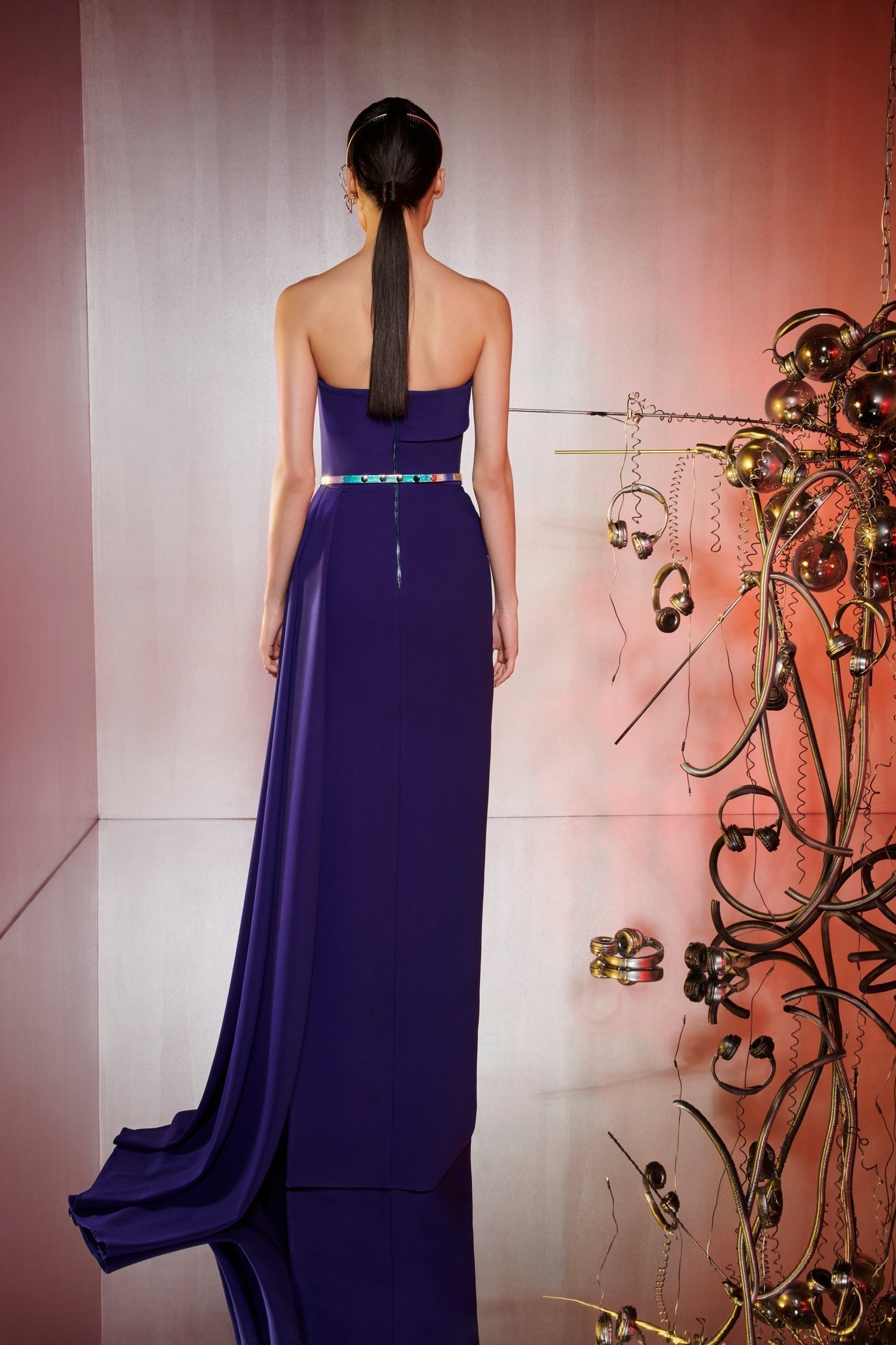 إيلي ذا لابل E054