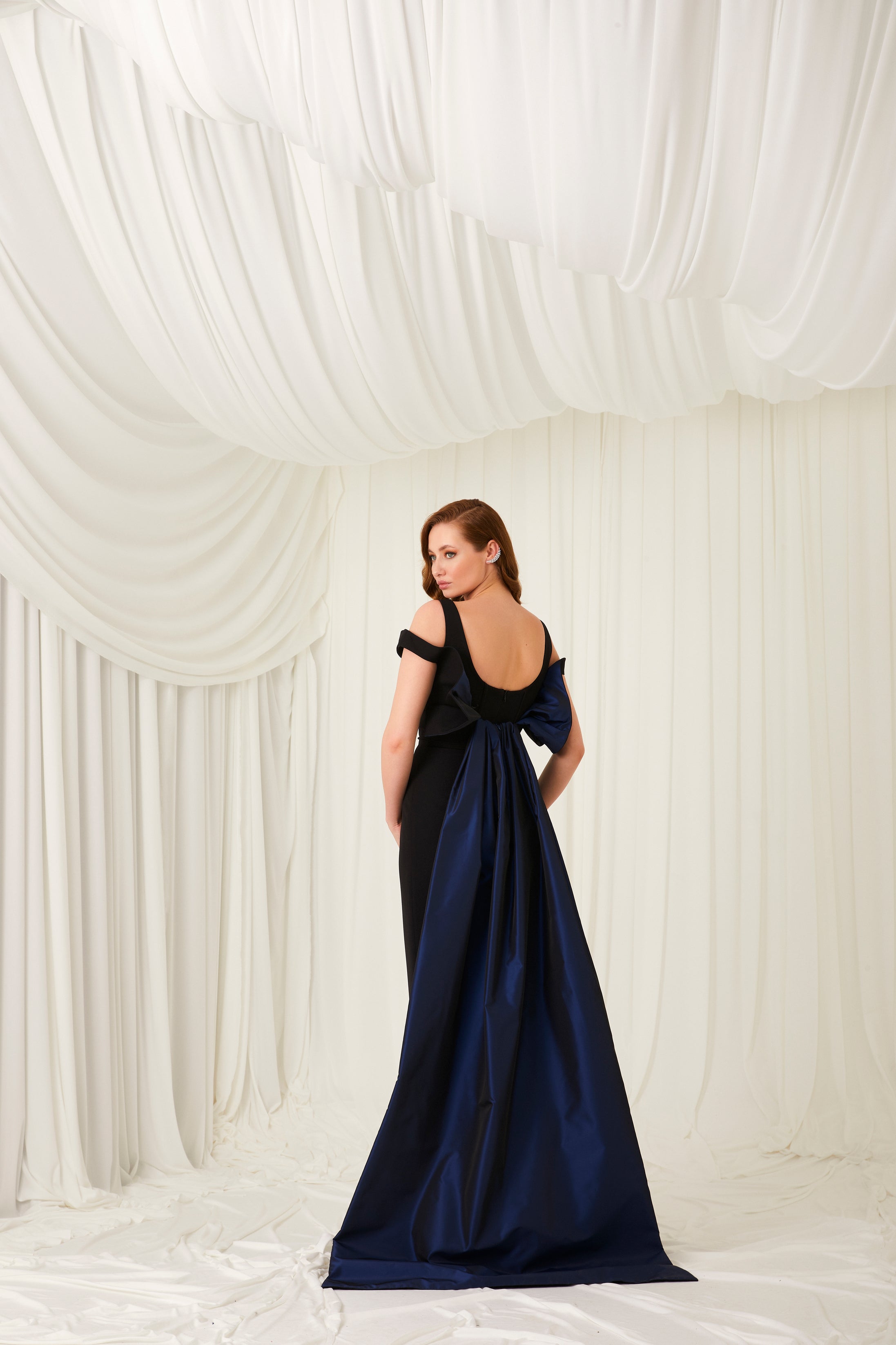 إيلي ذا لابل E032