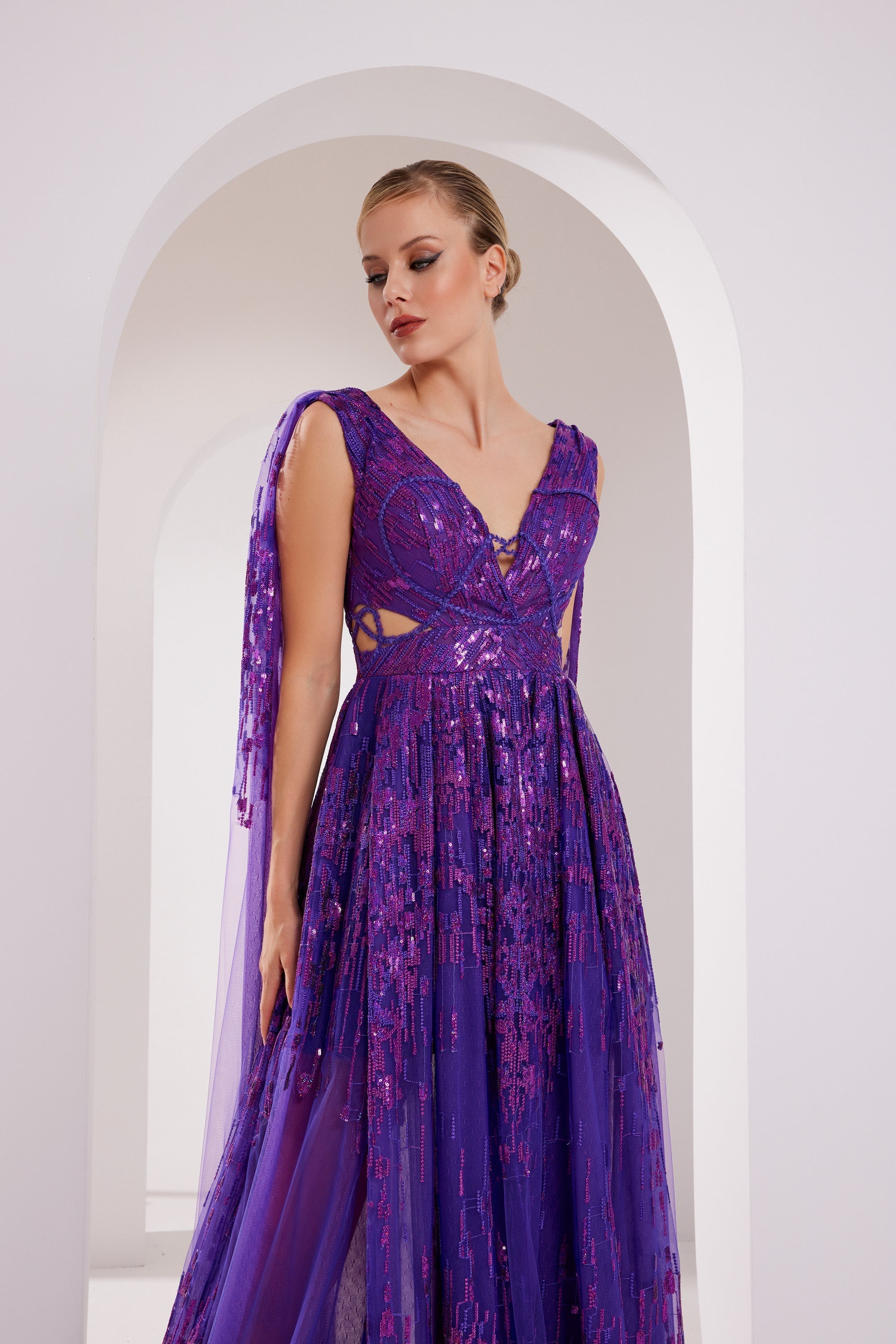 إيلي ذا ليبل E044