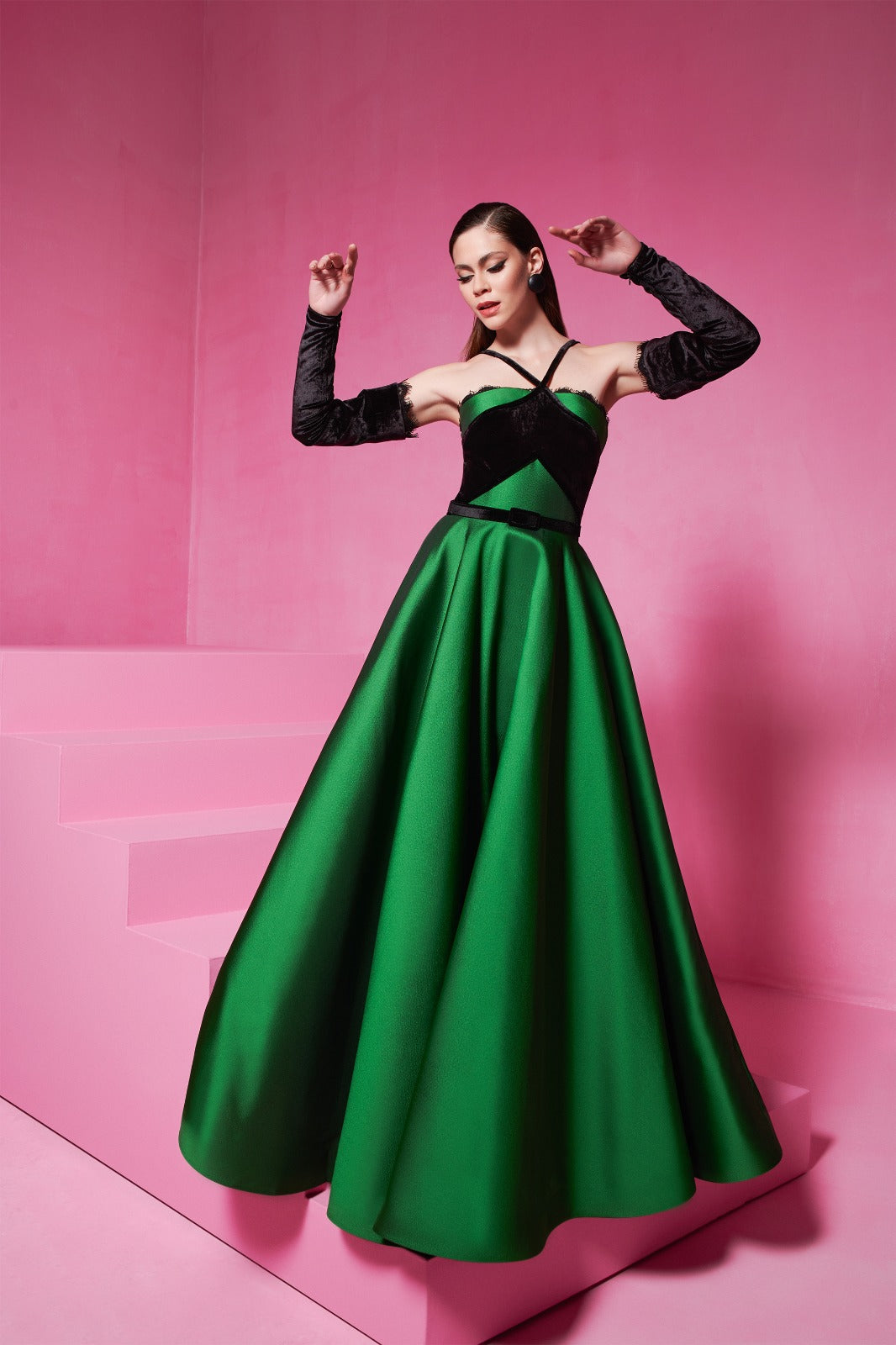 نور فتح الله 560