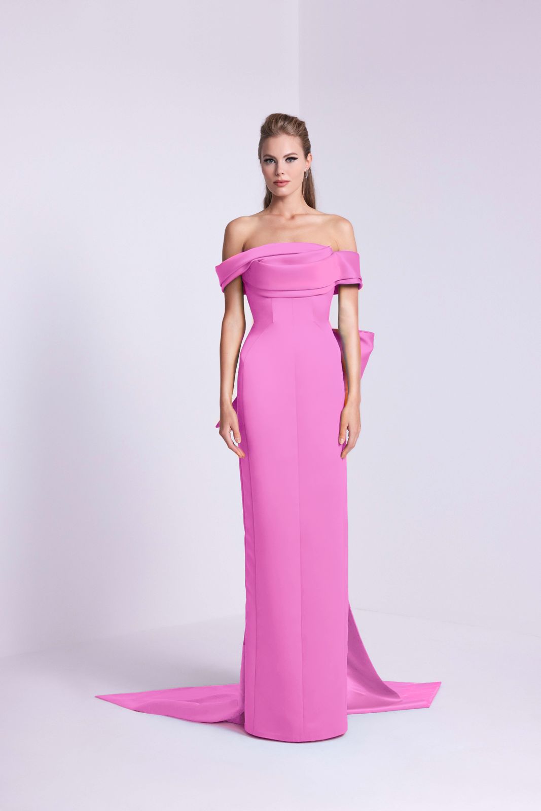 نور فتح الله 589