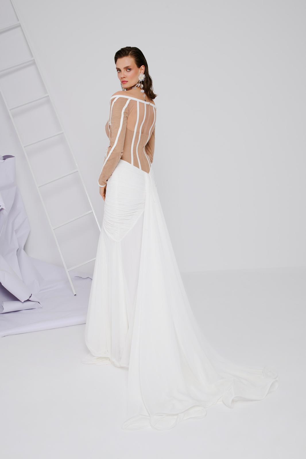 لي بيروت M1111 