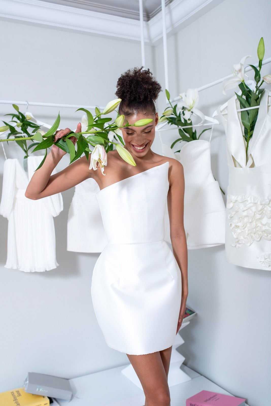 أيلا - مازي وايت