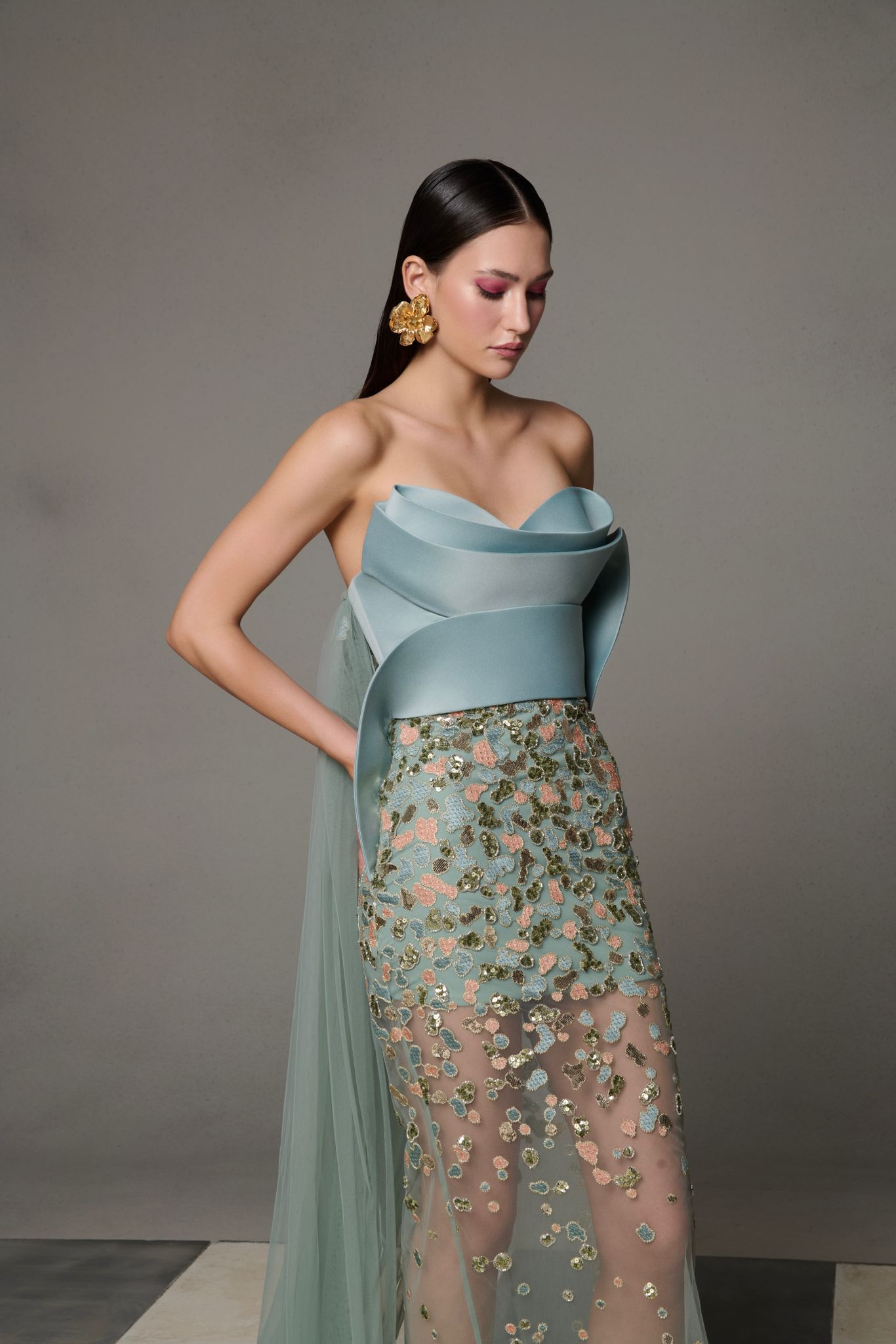 نور فتح الله 625