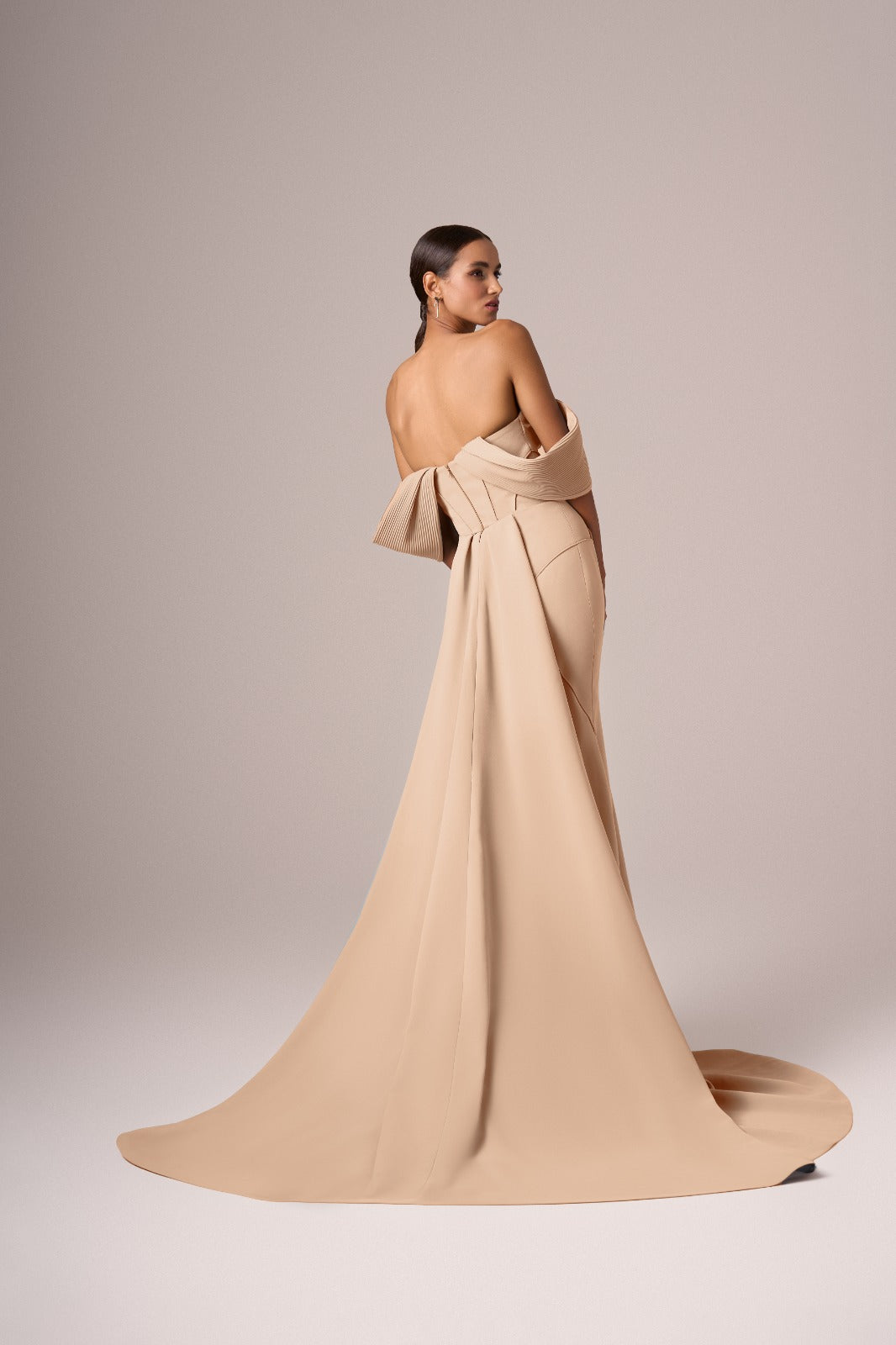 إيلي ذا لابل E085