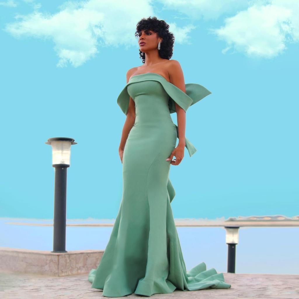 نور فتح الله 145