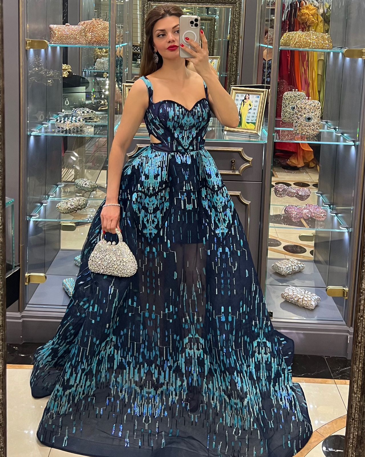 إيلي ذا لابل E058