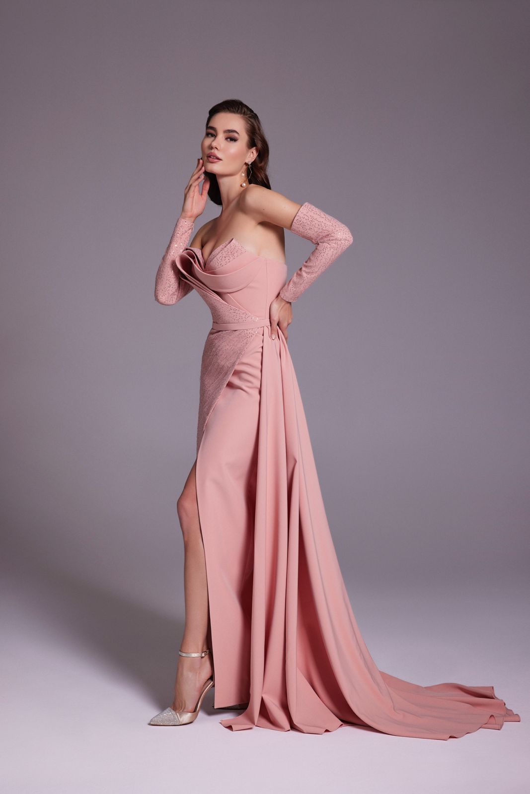 نور فتح الله 539