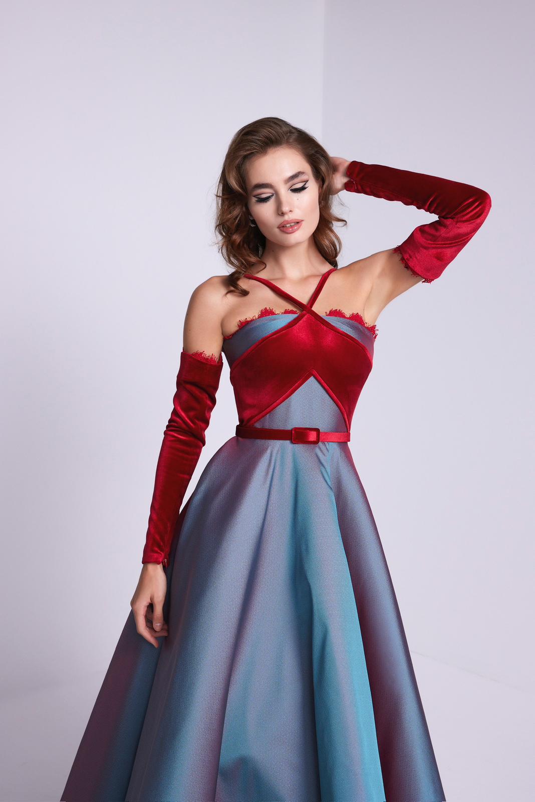 نور فتح الله 560