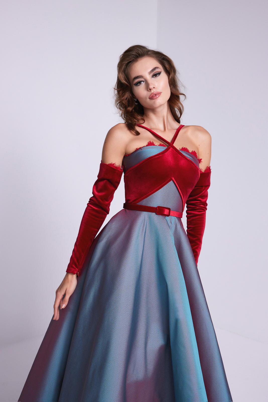 نور فتح الله 560