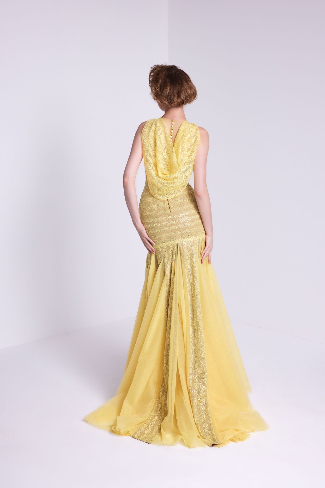 نور فتح الله 580