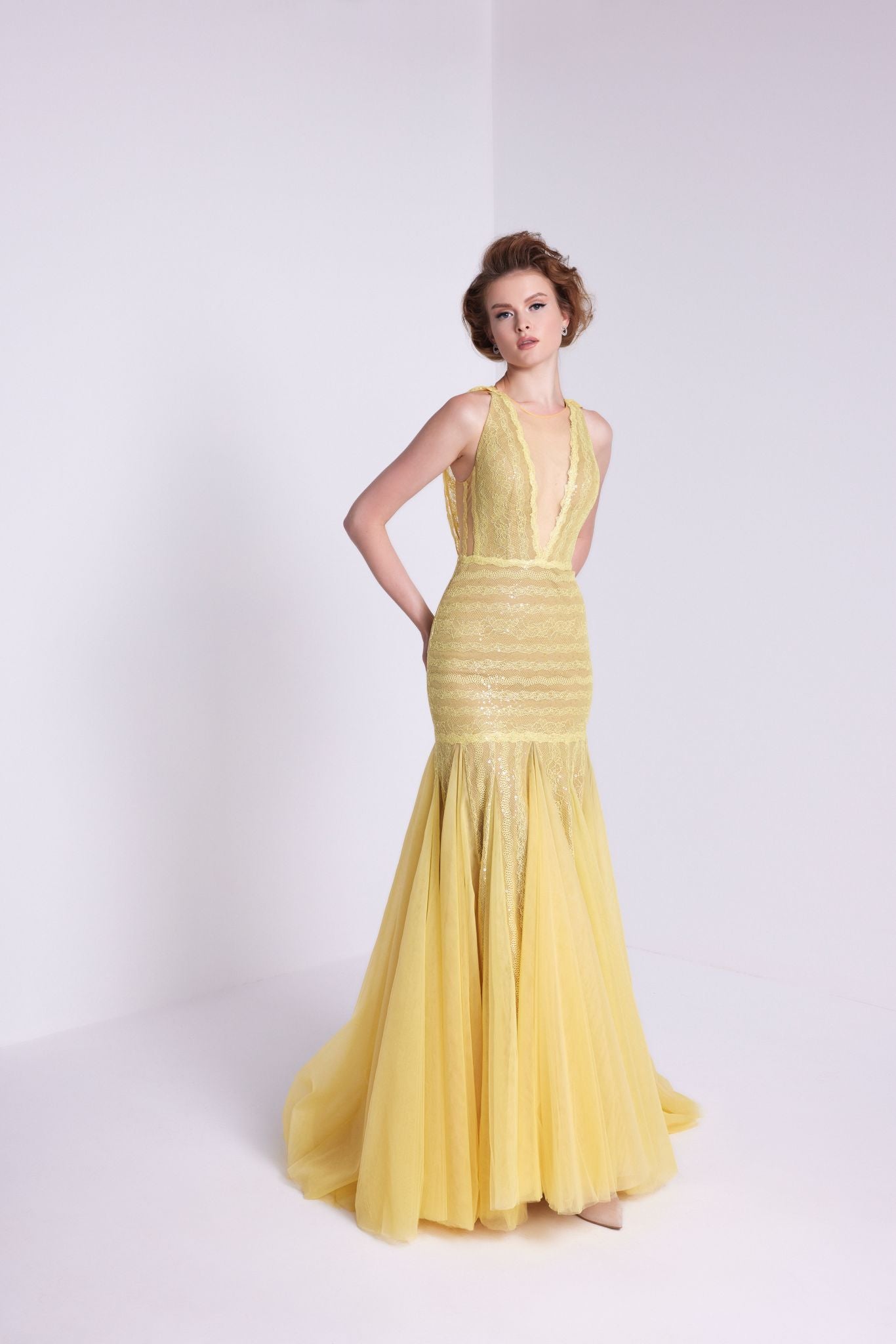 نور فتح الله 580