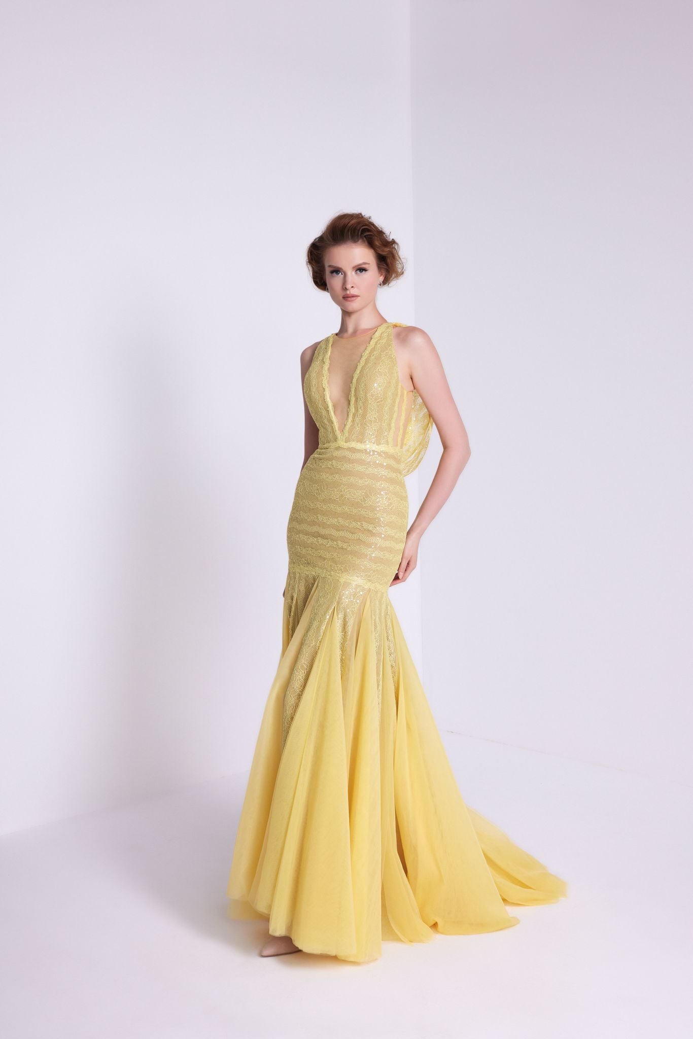 نور فتح الله 580