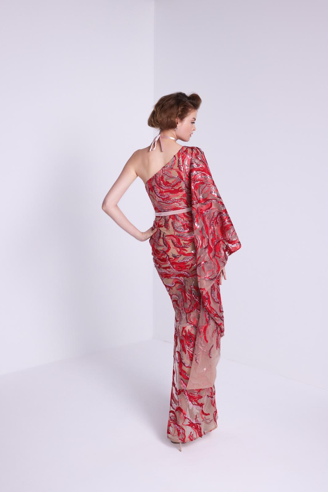 نور فتح الله 577