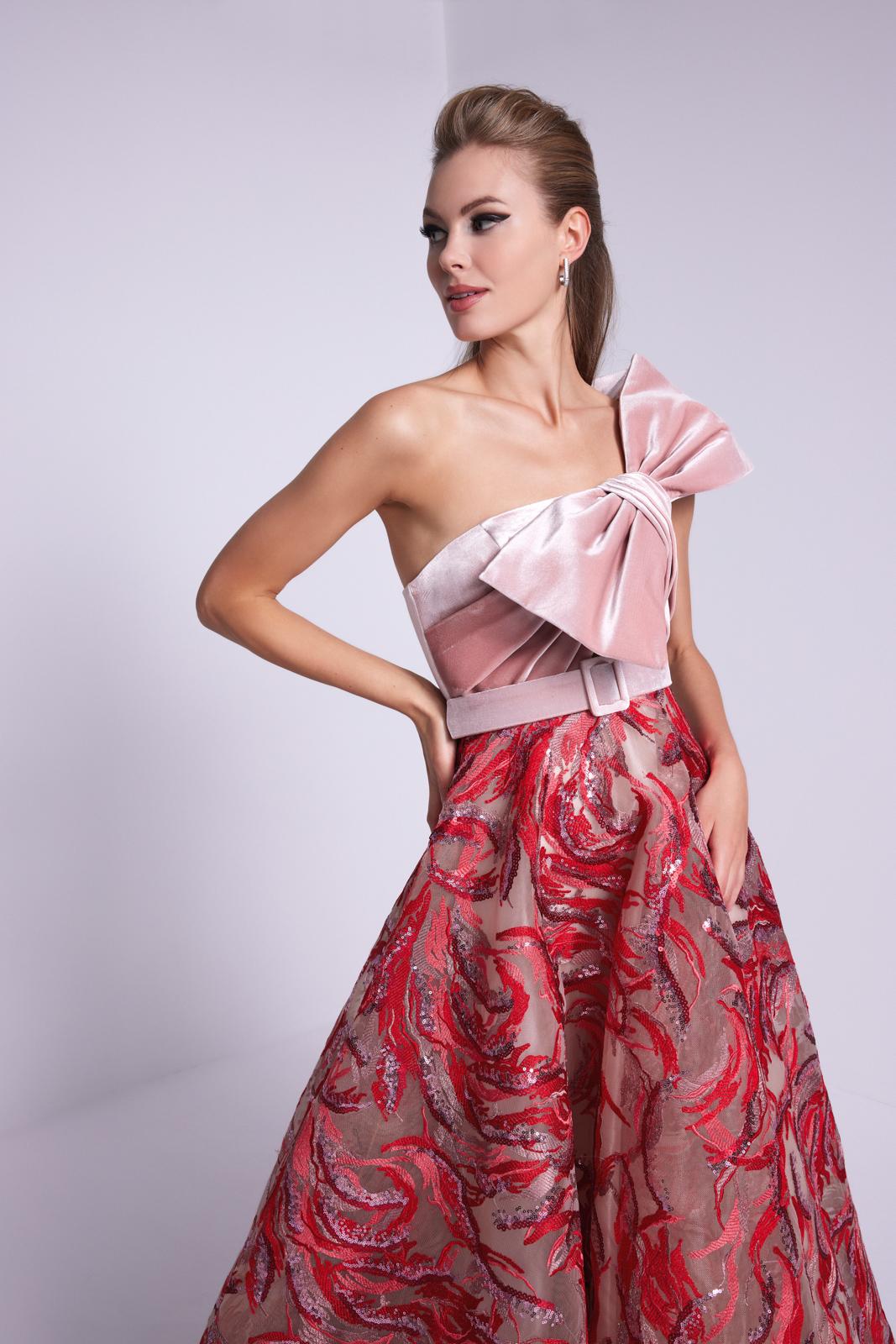 نور فتح الله 576