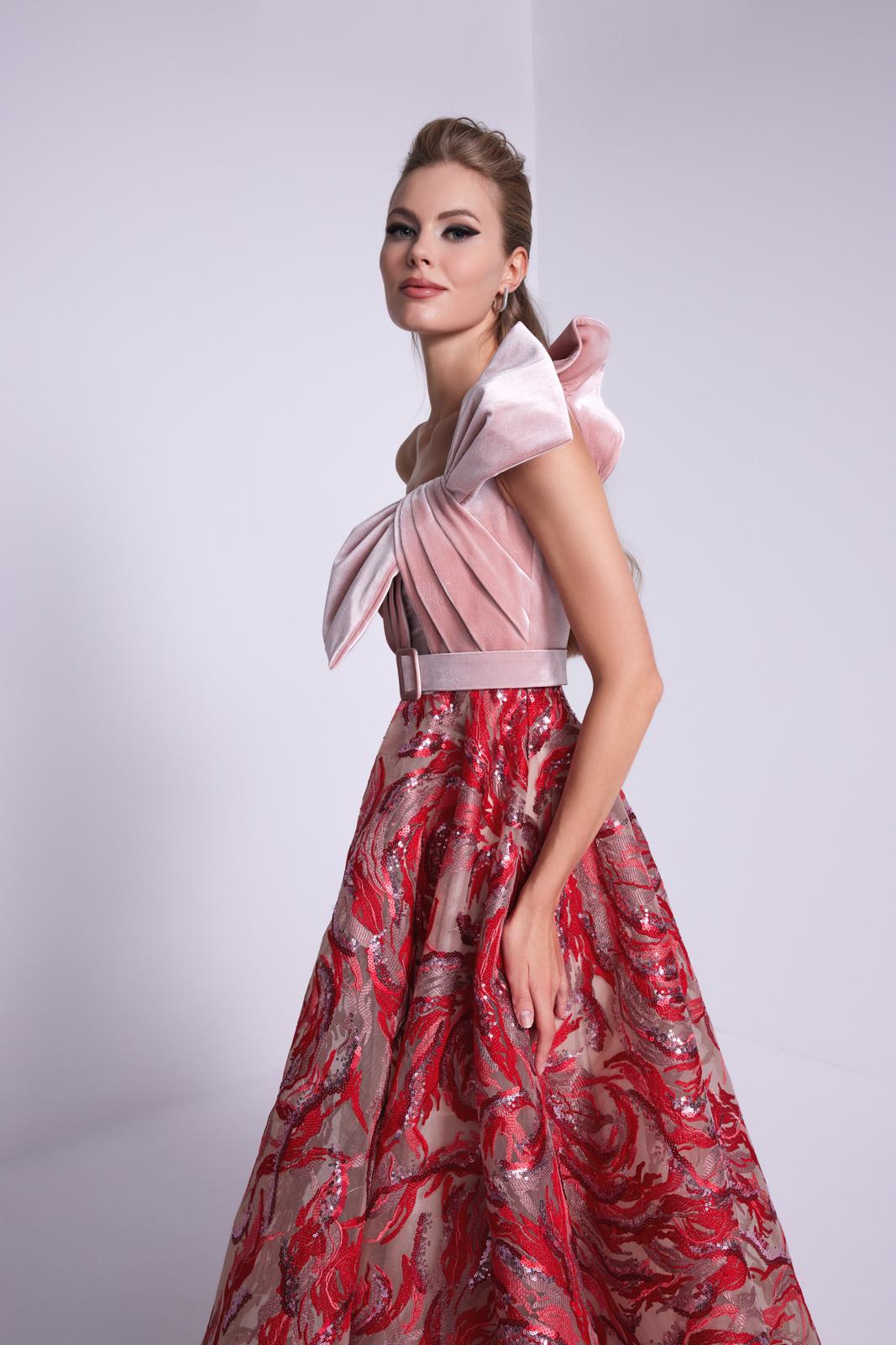 نور فتح الله 576